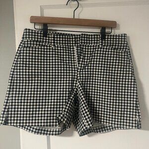 Gingham high-waisted shorts